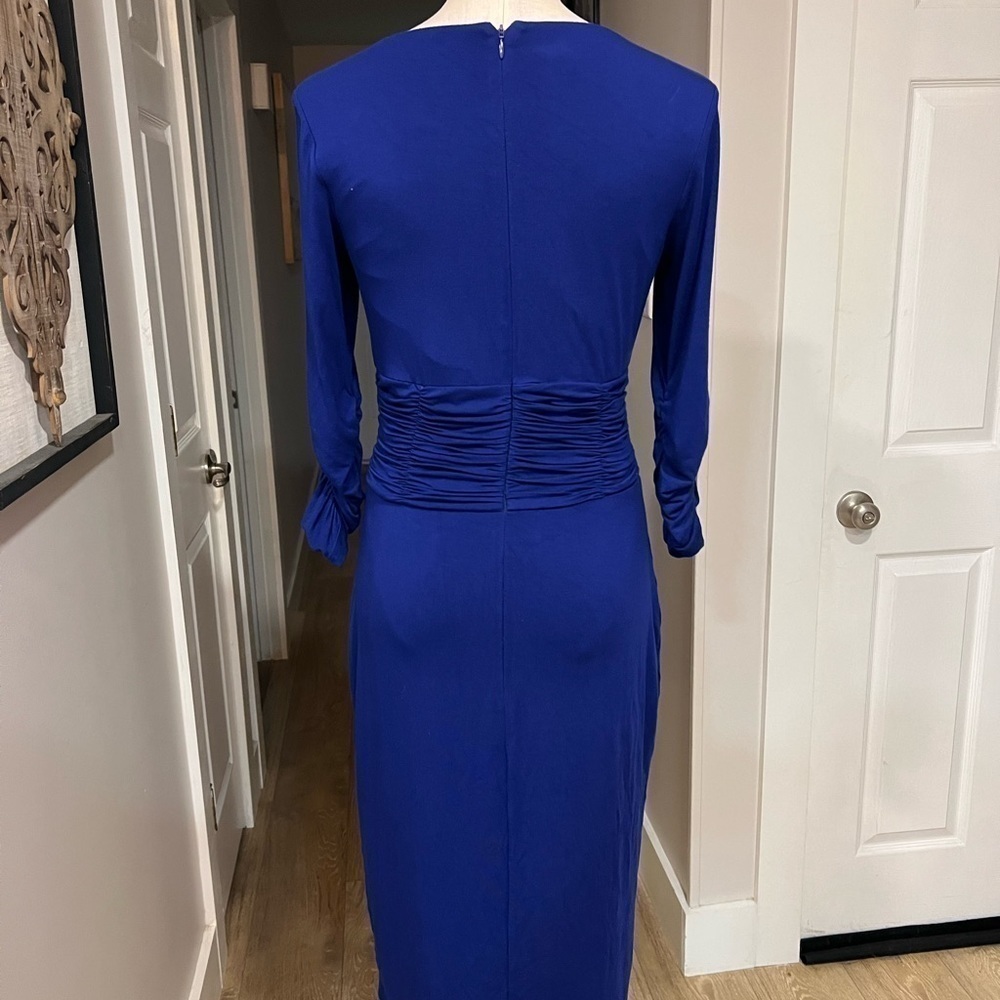 NUE BY SHANI Royal blue Surplice 3/4 sleeves midi dress with bodycon slip - Picture 10 of 15